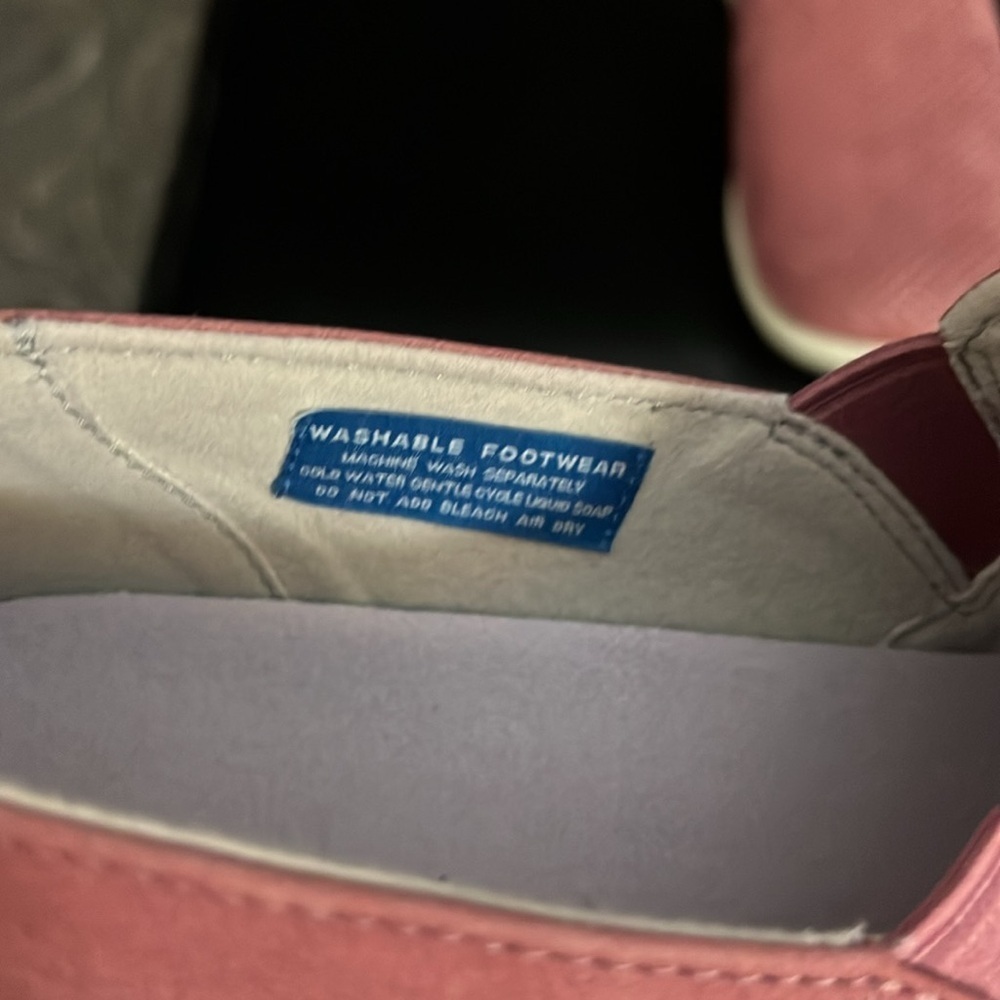 Aravon Pink Rose Sneakers Perforated Lia Leather Slip On NEW WITHOUT BOX - Picture 3 of 5